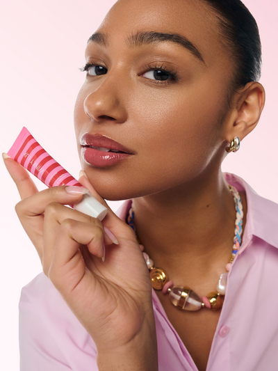 dirty soda --  model with product