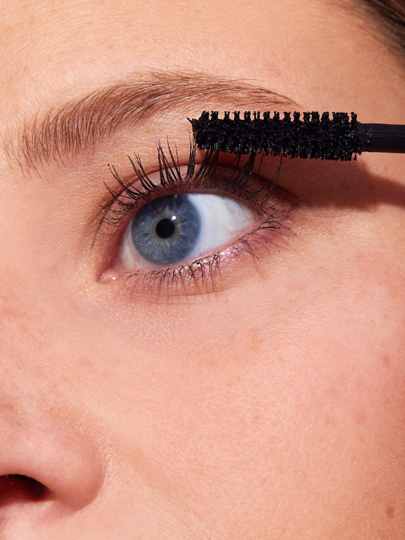 so extra volumizing mascara on white background